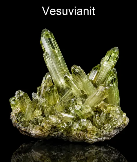 Vesuvianit (Idokras)
